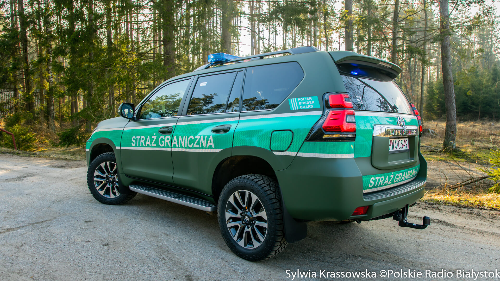 Łotysz przewoził kamperem migrantów - został zatrzymany