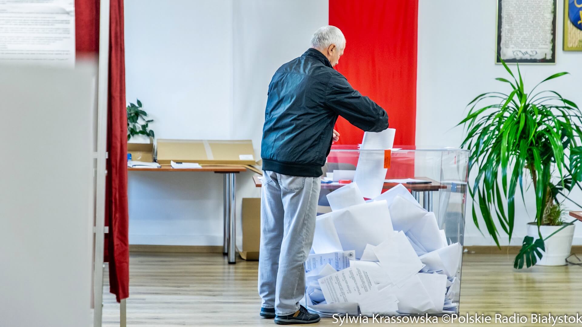 Zobacz, jak wyglądają obecne wyniki w porównaniu do wyborów sprzed czterech lat