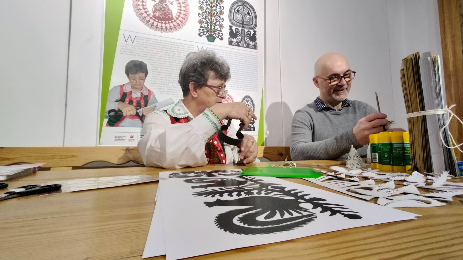 Wycinanki znów popularne