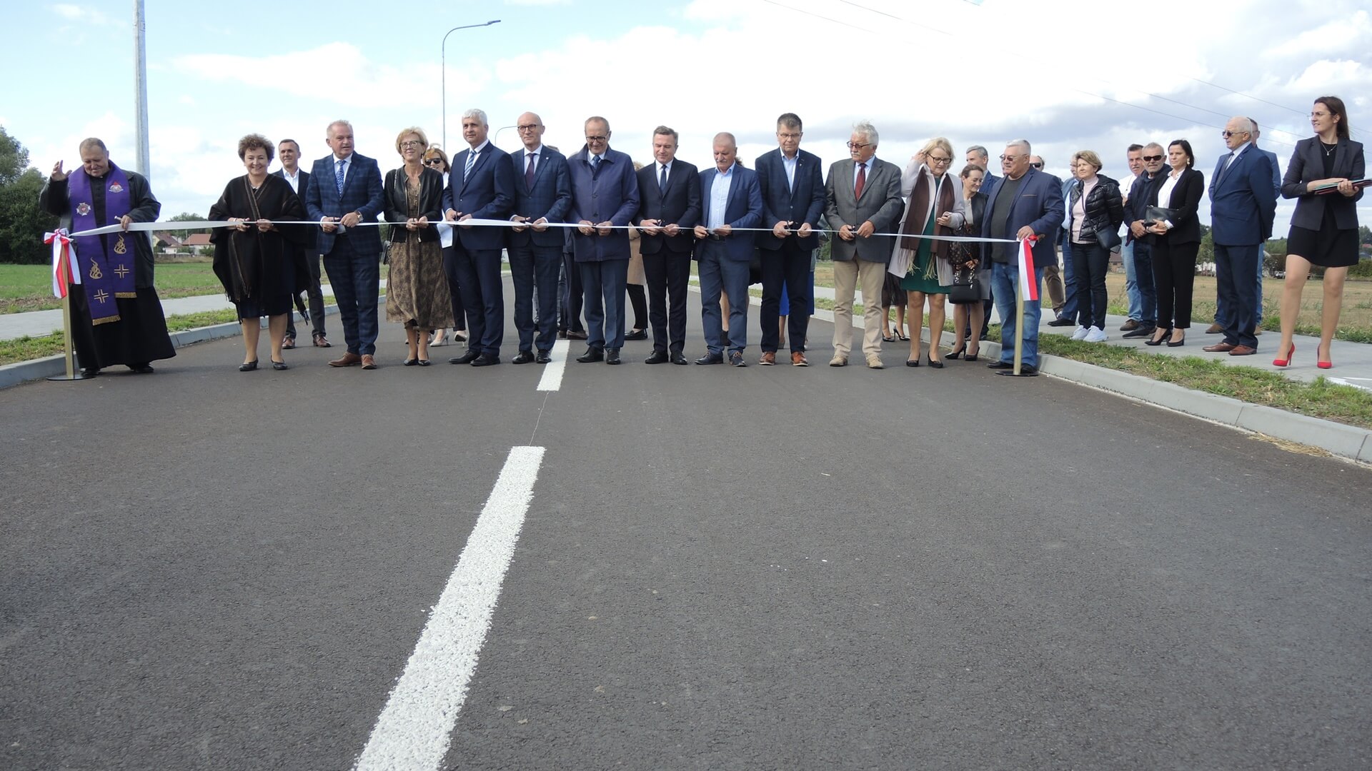 Trzy nowe drogi oddano do użytku w Ciechanowcu