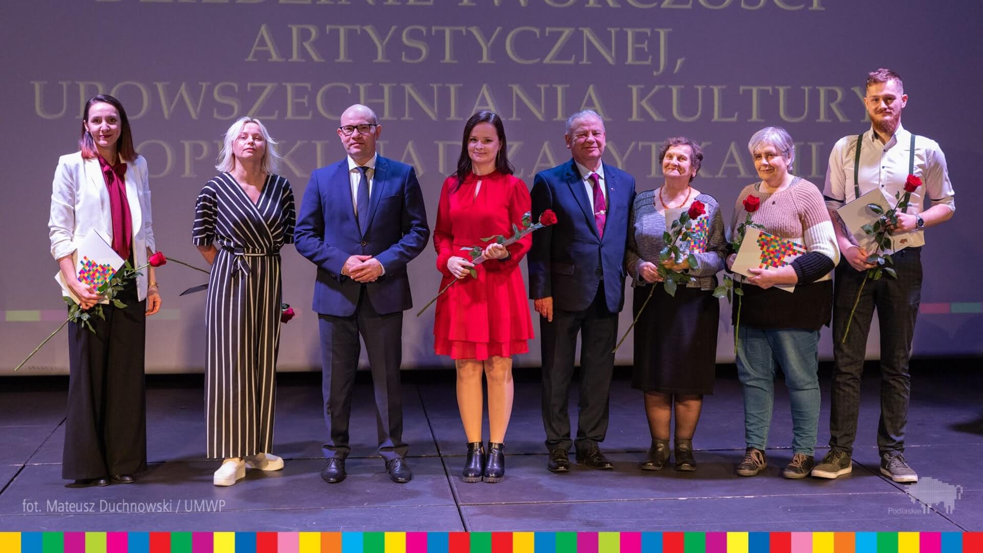 Twórcy z regionu dostali stypendia marszałka województwa