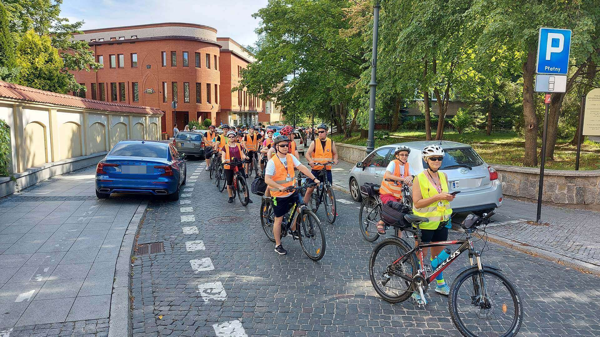 Ponad 120 rowerzystów wyruszyło z Białegostoku na Jasną Górę