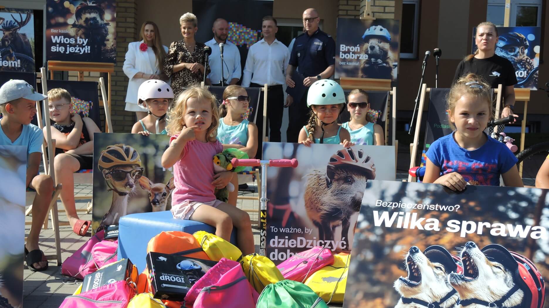 Jak bezpiecznie wrócić do szkoły? Przede wszystkim w kasku