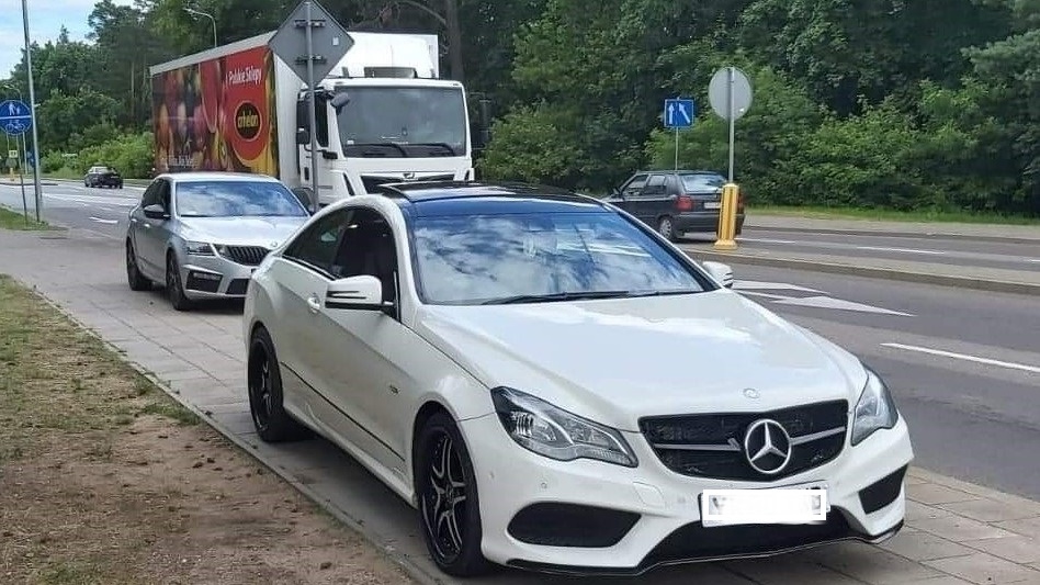 "Kurierzy" przewozili nielegalnych migrantów - jeden z nich potrącił strażnika granicznego