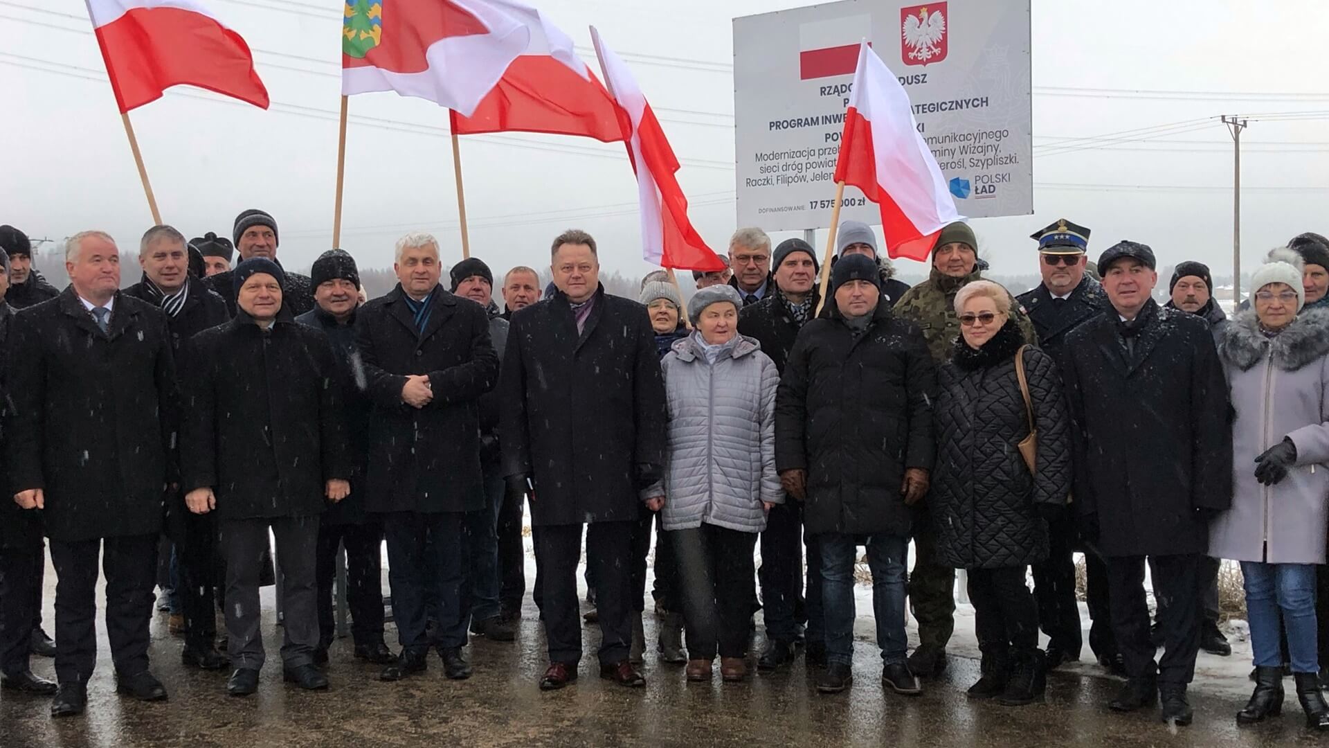 Oficjalnie oddano do użytku ponad dwukilometrowy odcinek drogi w gminie Jeleniewo
