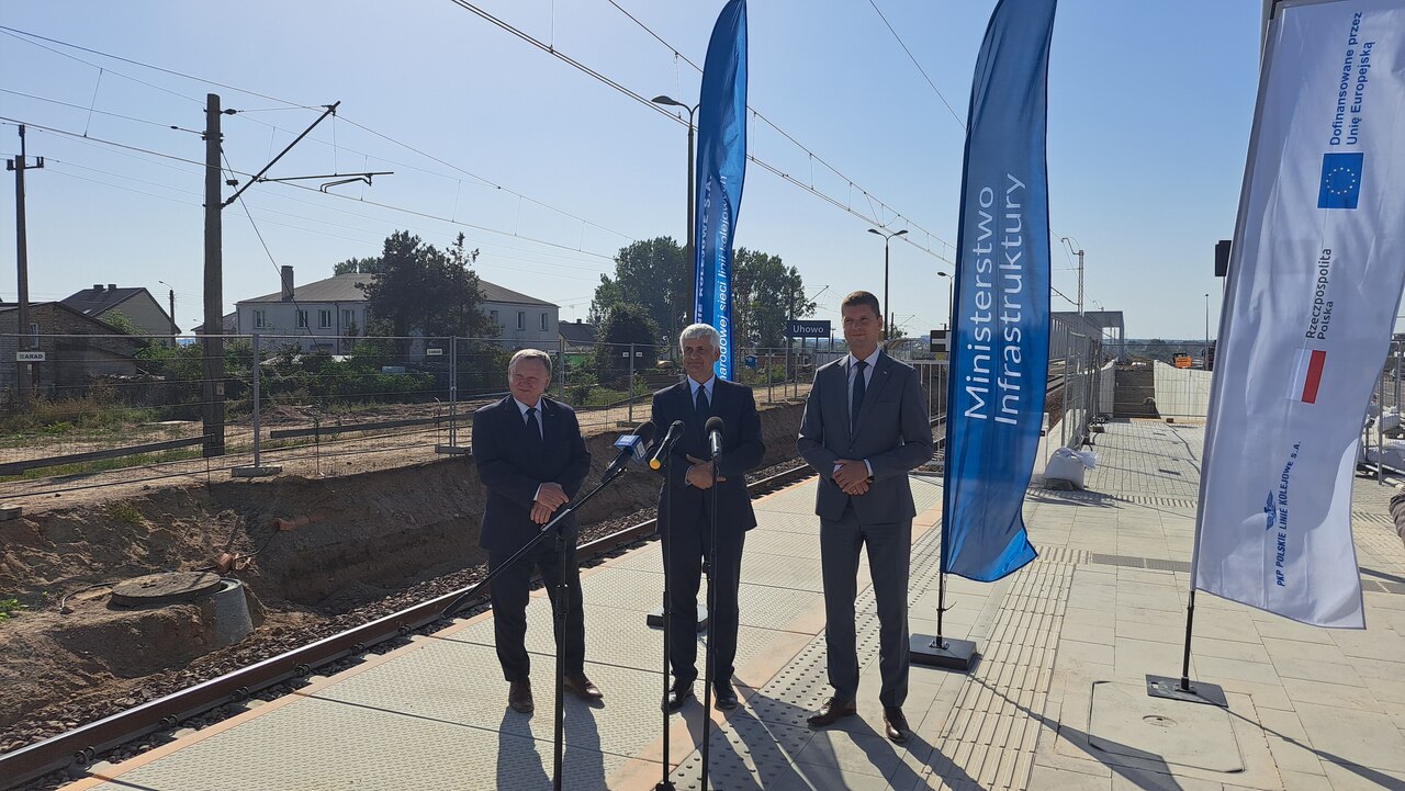 Pociągi będą jeździć nowym mostem kolejowym na rzece Narew w Uhowie