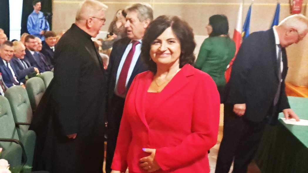 Wiemy, kto zastąpi radnych, którzy zostali parlamentarzystami z naszego regionu