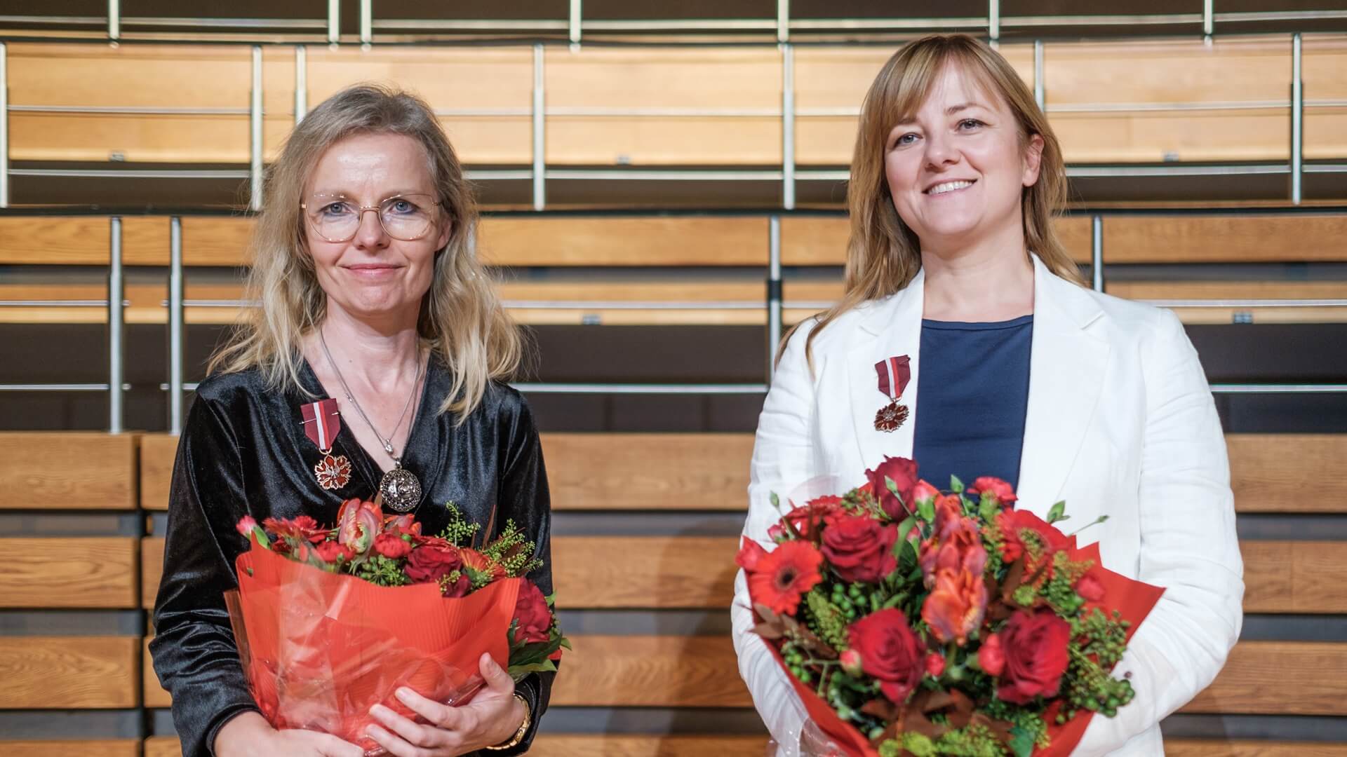 Prof. Anna Olszewska odebrała Brązowy Medal Zasłużony Kulturze - Gloria Artis