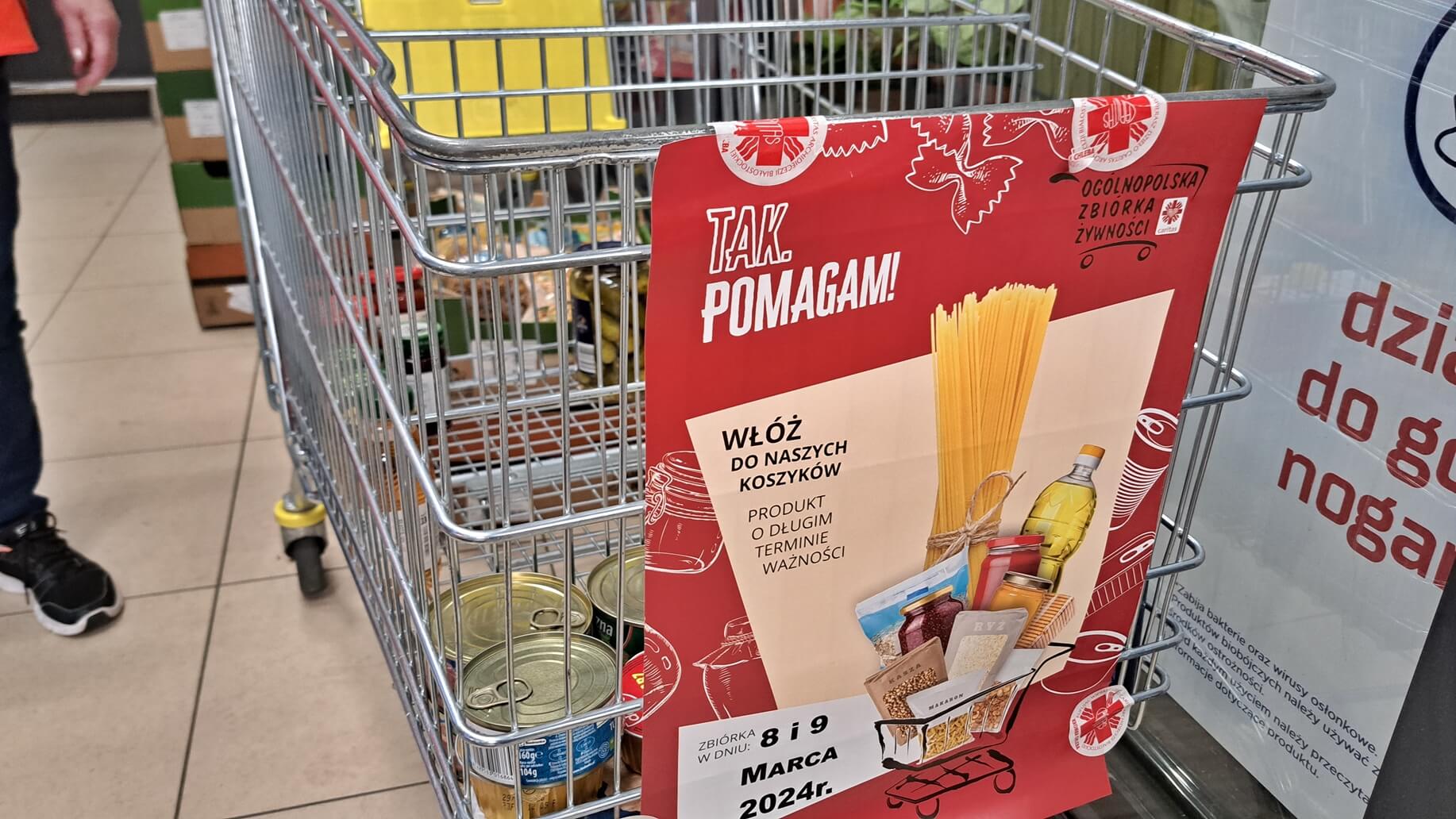 Przedświąteczna zbiórka żywności dla potrzebujących