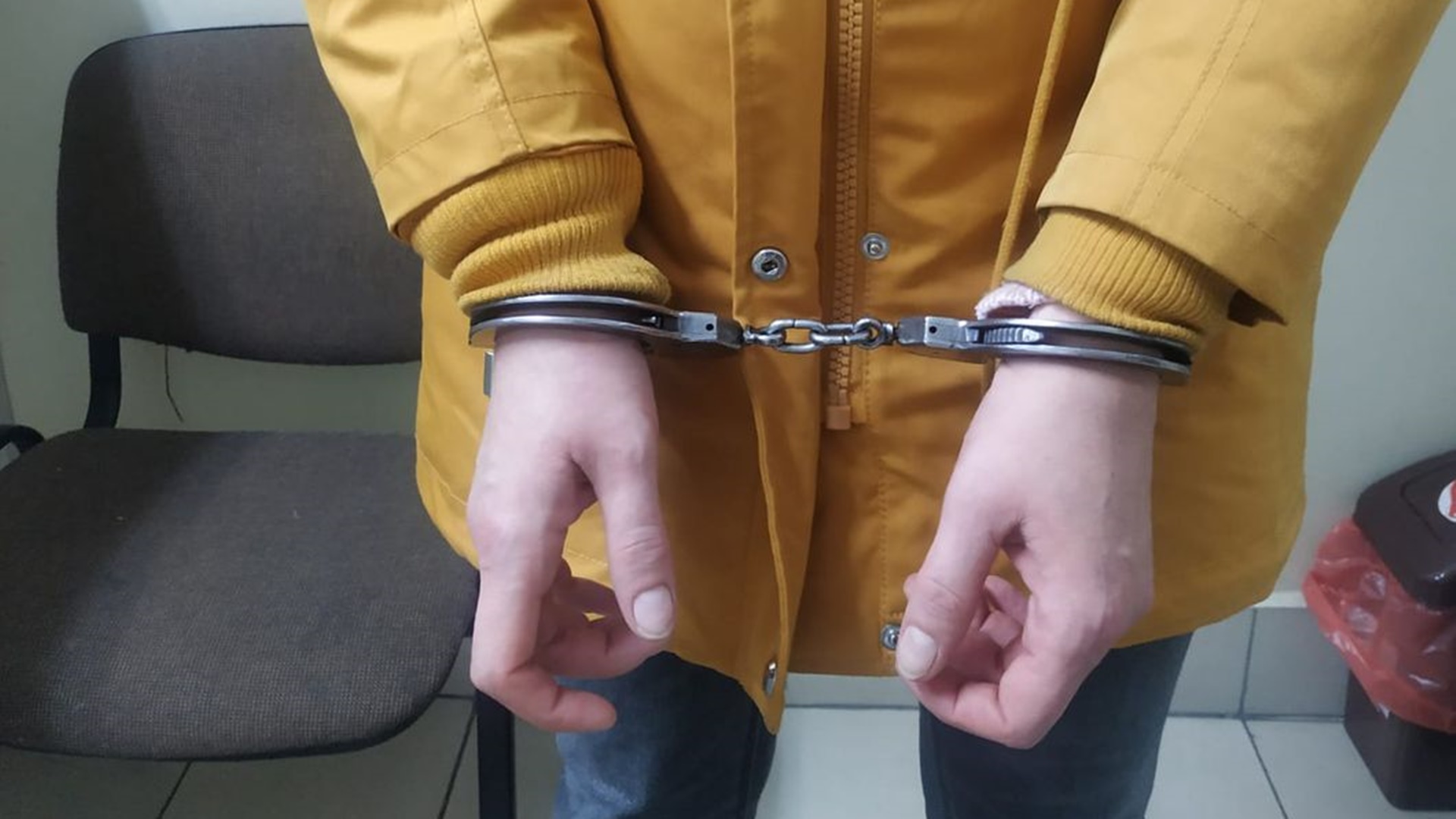 Policjanci zatrzymali kobietę podejrzaną o udział w oszustwach mieszkanek Bielska Podlaskiego