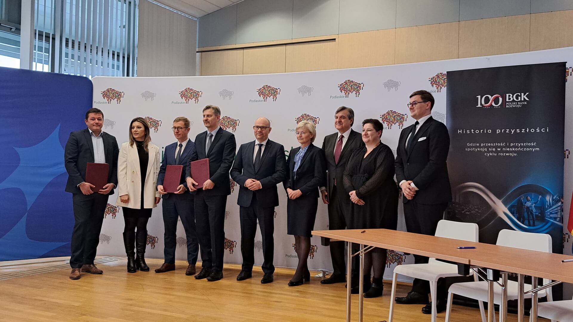 Podpisano umowy, które pozwolą na udzielanie preferencyjnych pożyczek z funduszy europejskich podlaskim przedsiębiorcom