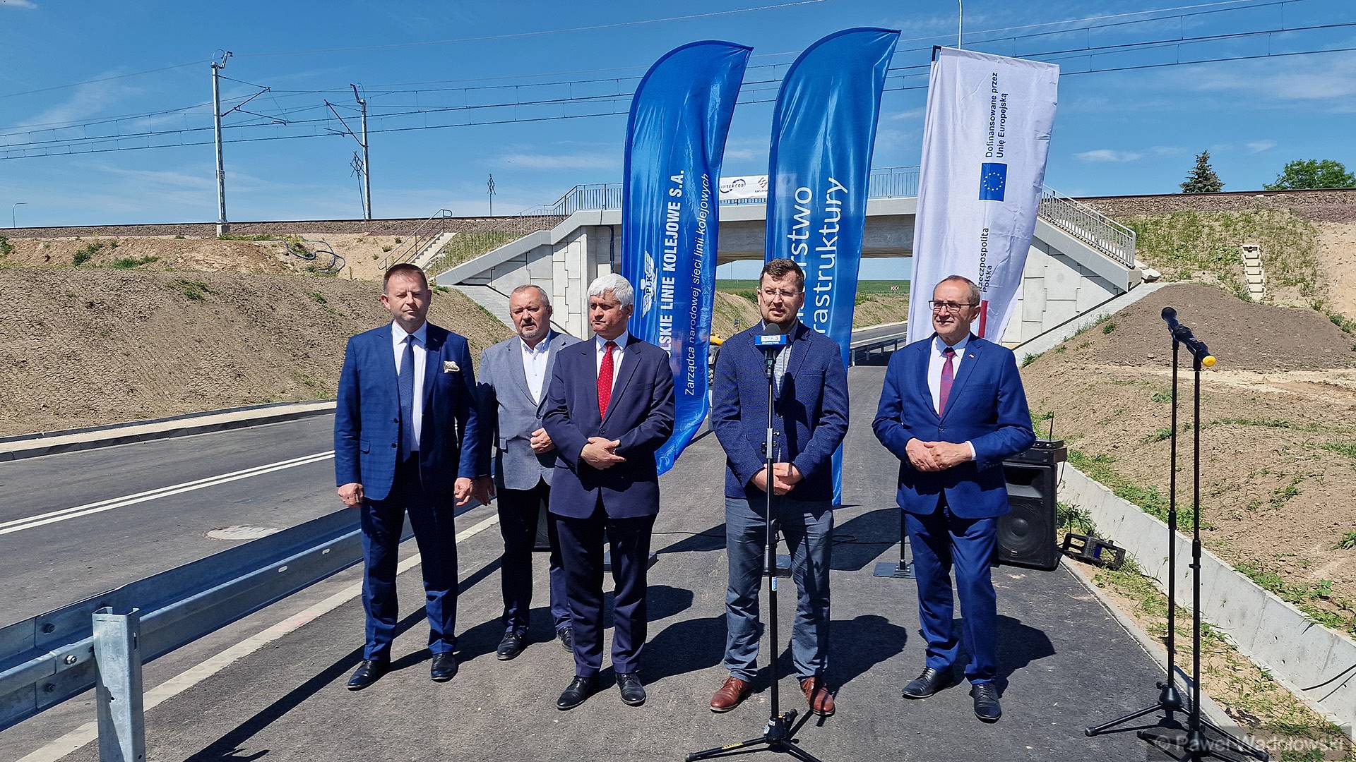 W miejscowości Średnica-Maćkowięta oddano do użytku bezkolizyjny przejazd kolejowy