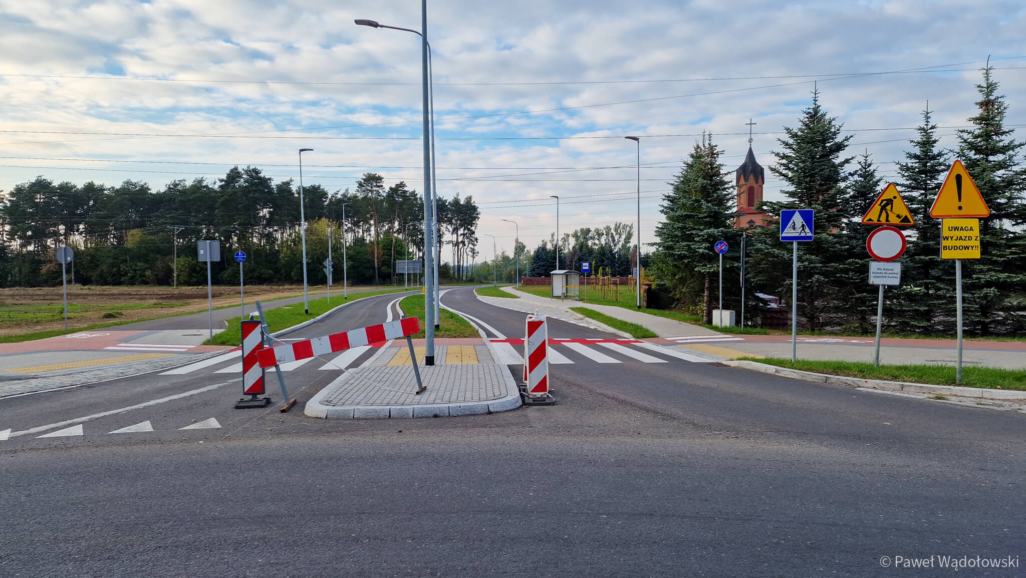 Łomża: ulica uroczyście otwarta, ale za jeżdżenie po niej można dostać mandat do 5 tysięcy złotych