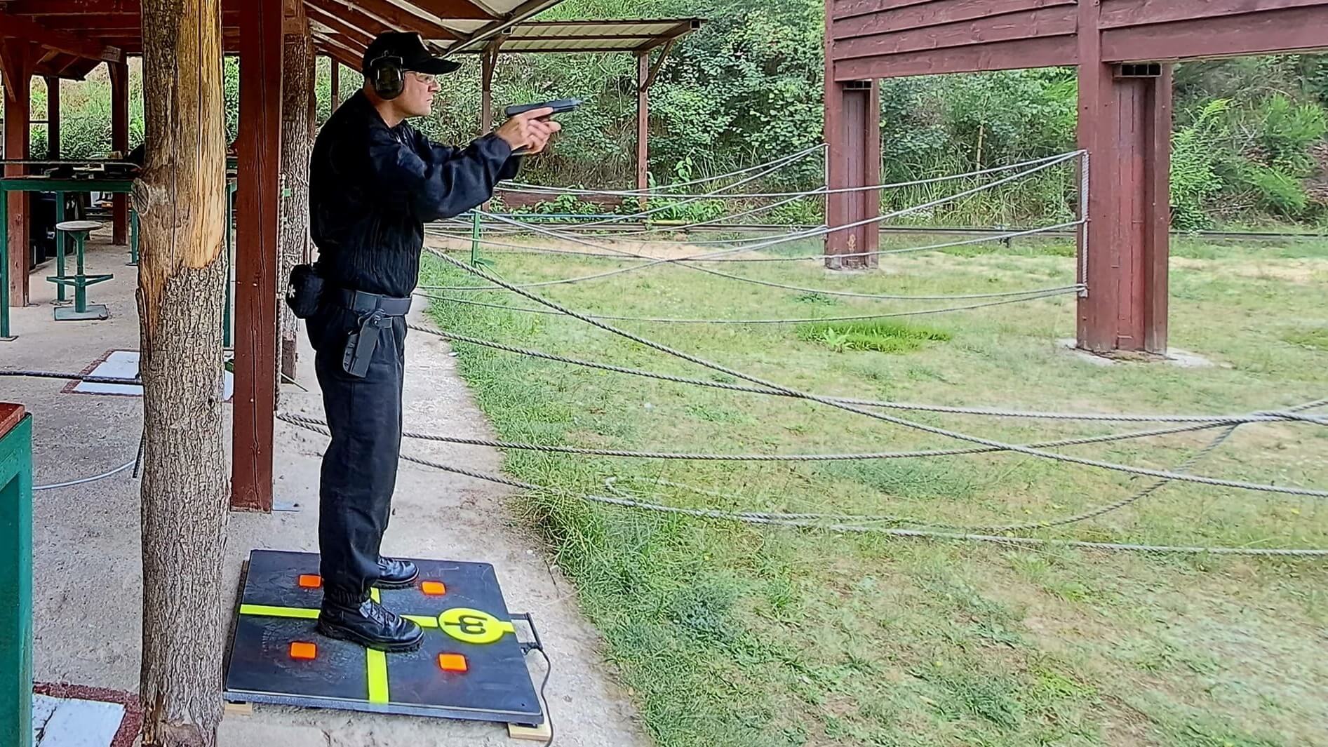 Policja testowała platformę stabilograficzną skonstruowaną przez studenta Politechniki Białostockiej