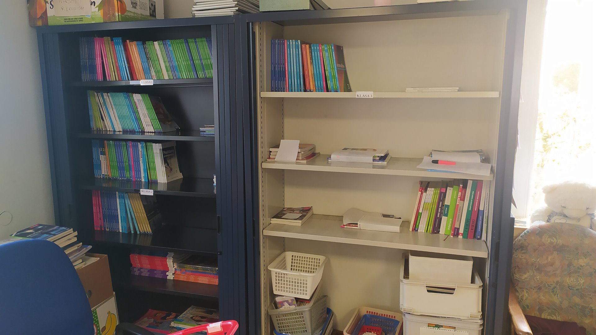 Białostockie stowarzyszenia prowadzą zbiórkę podręczników do szkół ponadpodstawowych