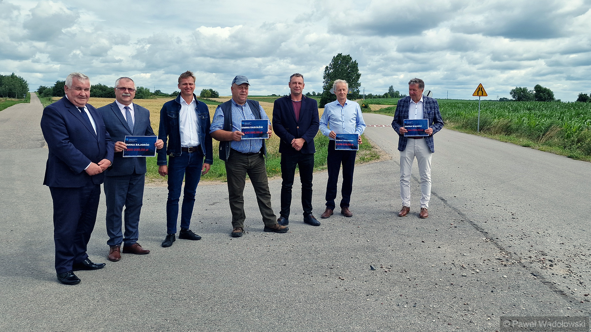 Prawie 10 mln zł otrzymały samorządy z powiatu grajewskiego na inwestycje drogowe