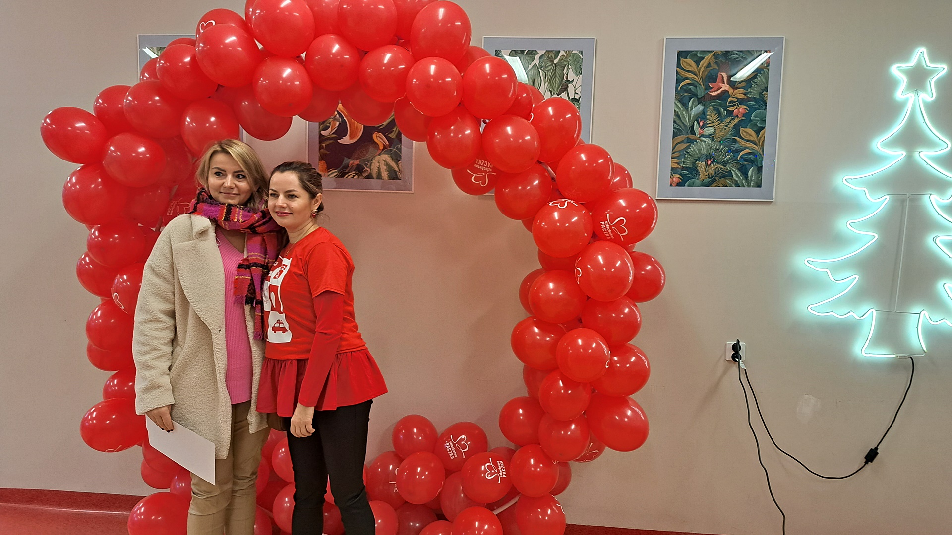 Do prawie 400 podlaskich rodzin trafią prezenty ufundowane przez darczyńców - w całym kraju trwa "Weekend cudów"