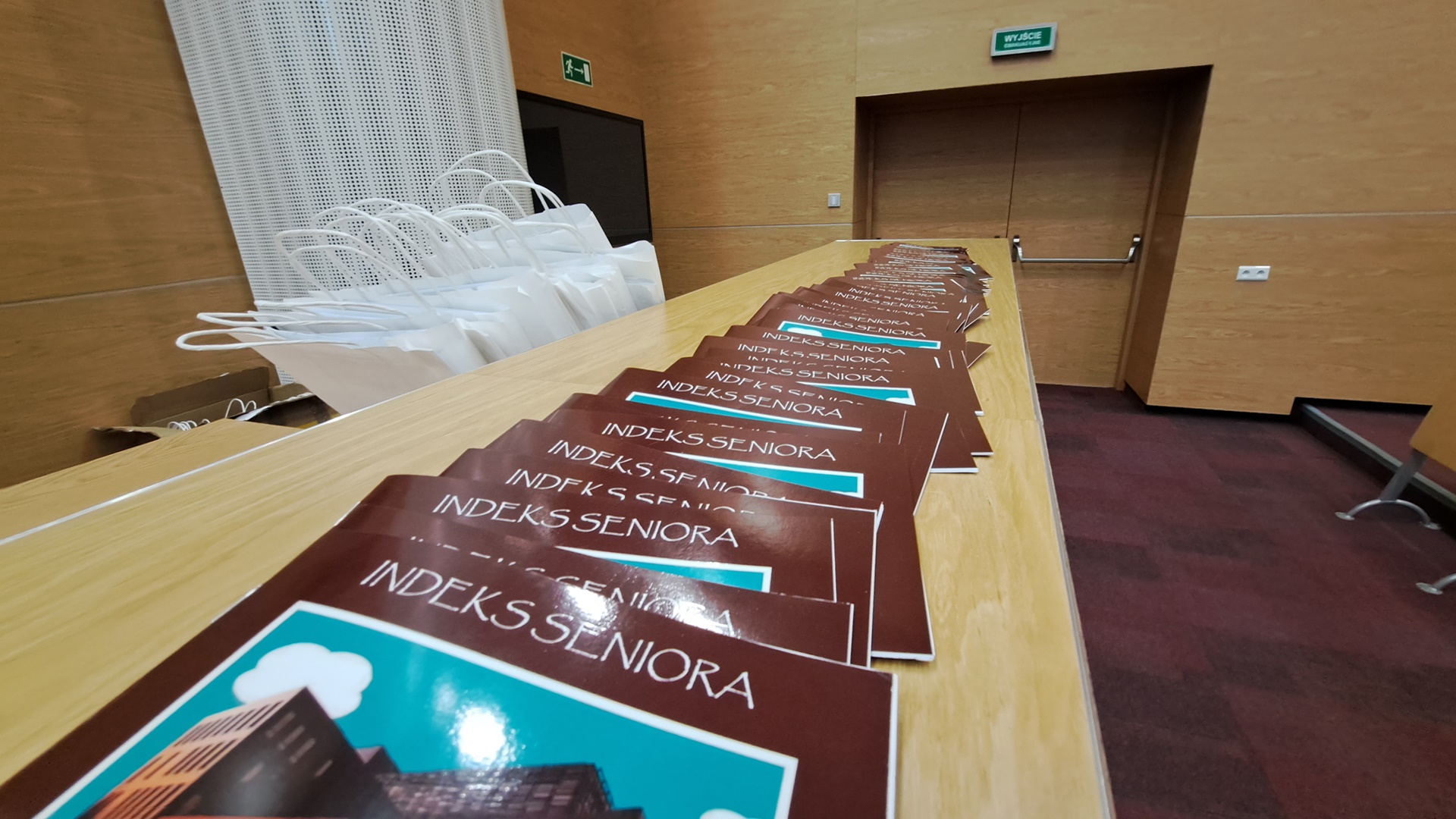 Dla wiedzy i integracji - inauguracja kolejnej edycji Uniwersytetu Zdrowego Seniora