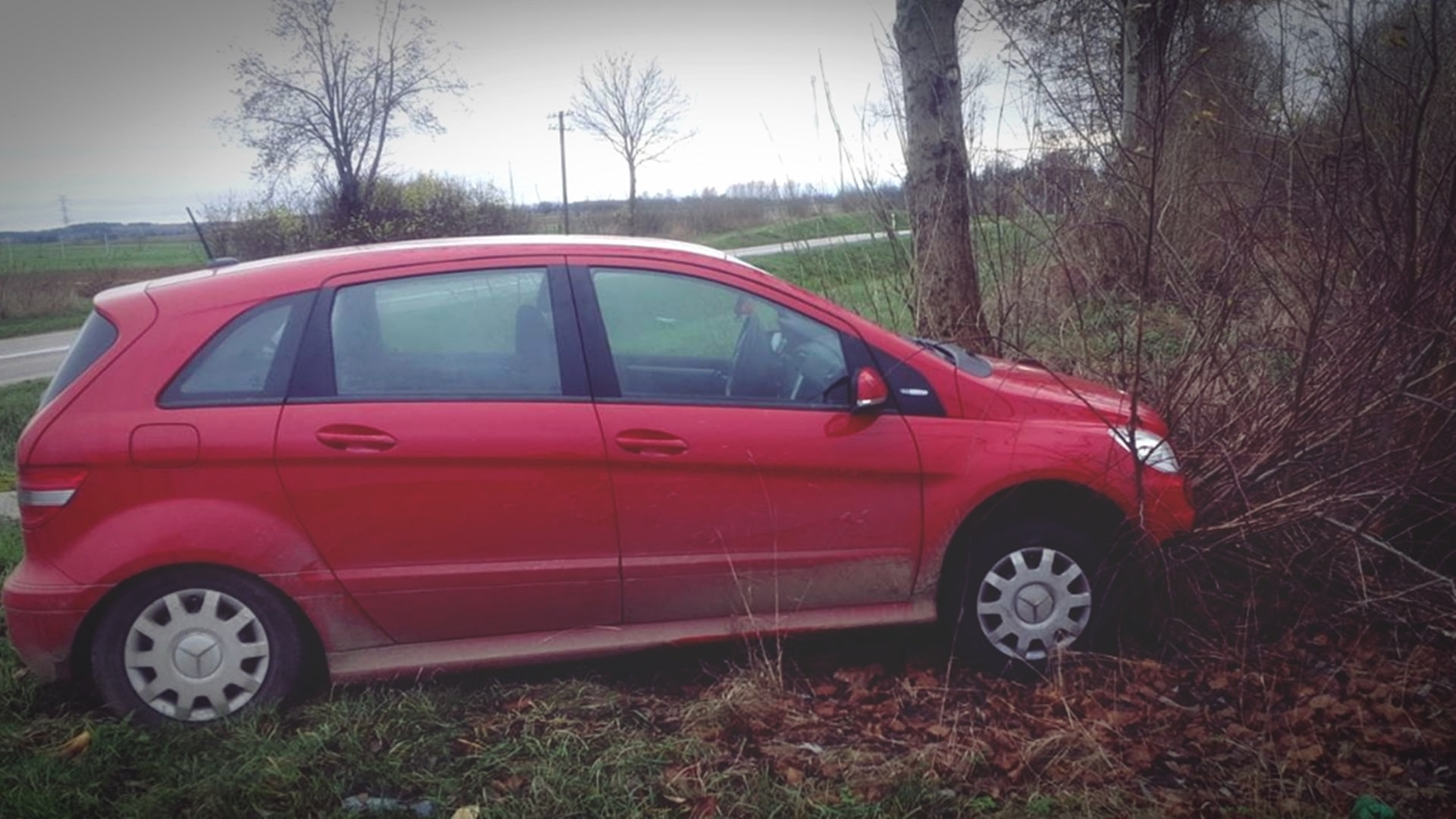 Łomża: dwaj pijani mężczyźni pobili się o to, który z nich ma kierować samochodem