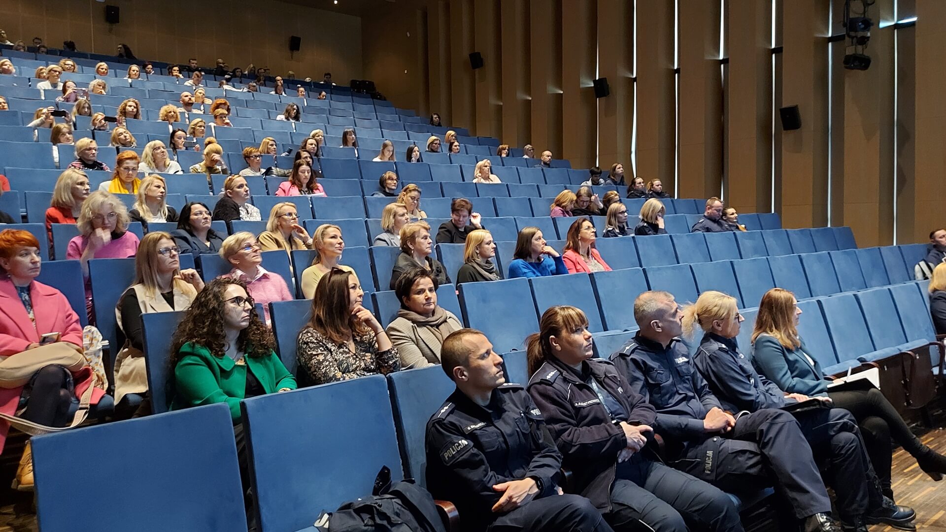 Skąd się bierze agresja wśród młodzieży?