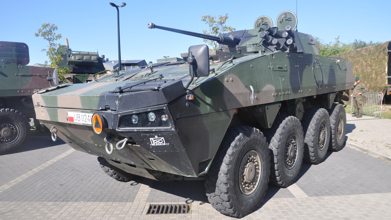 Starostwo cofnęło zgodę na przejazd wojsk ciężkimi pojazdami. Powodem fatalny stan drogi