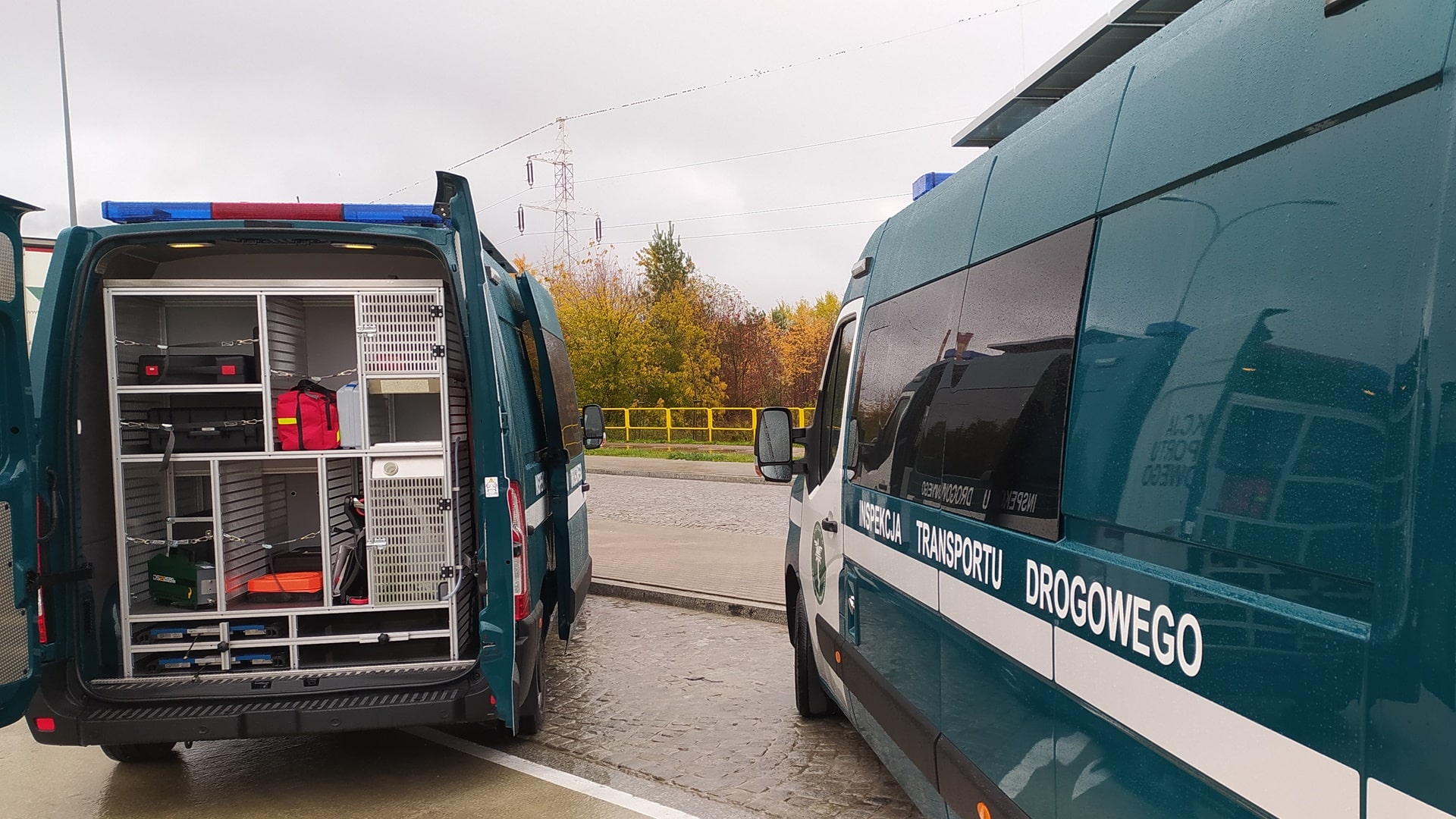 Podlascy inspektorzy transportu drogowego dostali dwa nowe busy