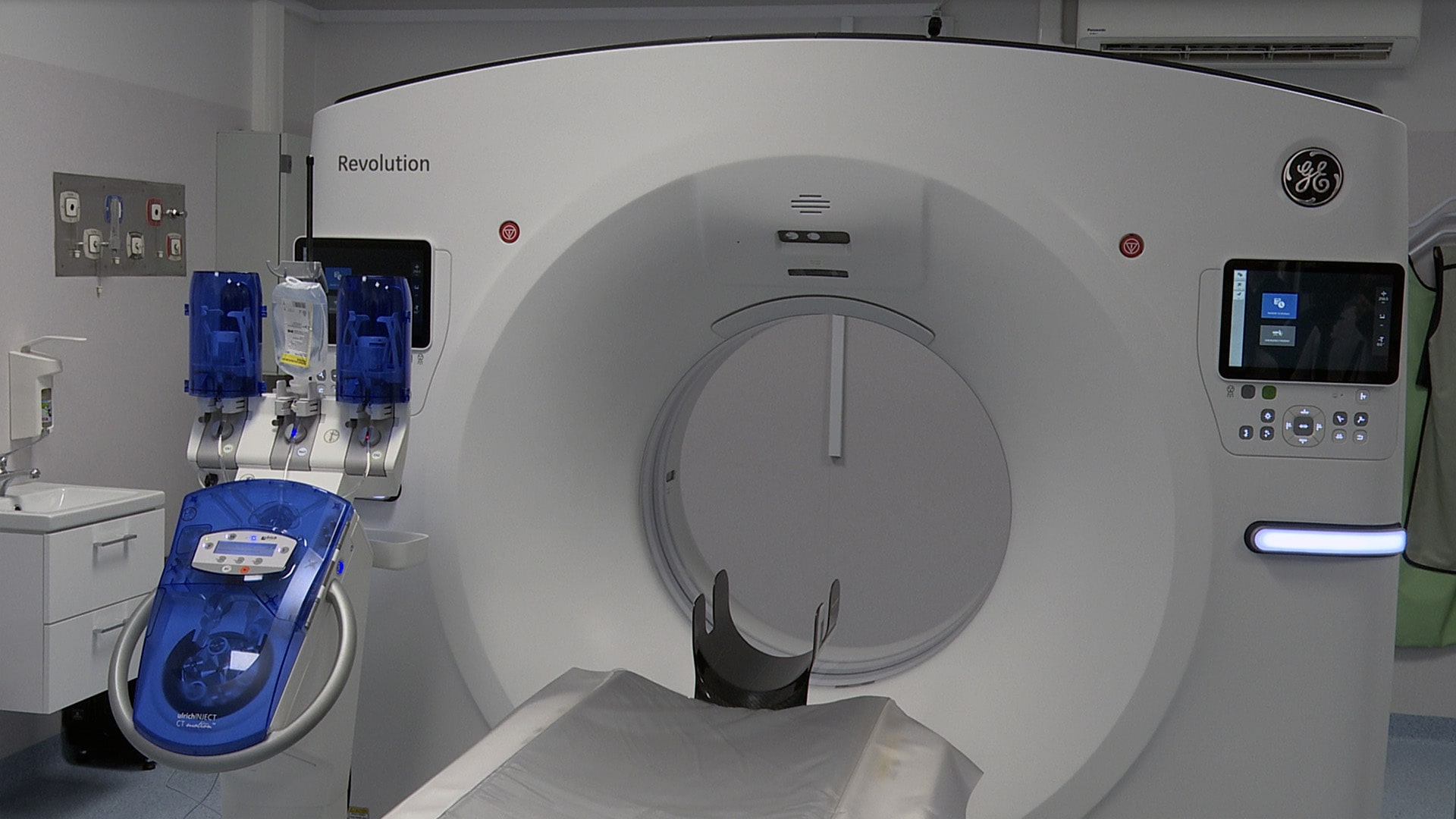 Są pieniądze na tomograf i sprzęt medyczny. Prawie 10 mln trafi do Augustowa i 6 mln do Suwałk