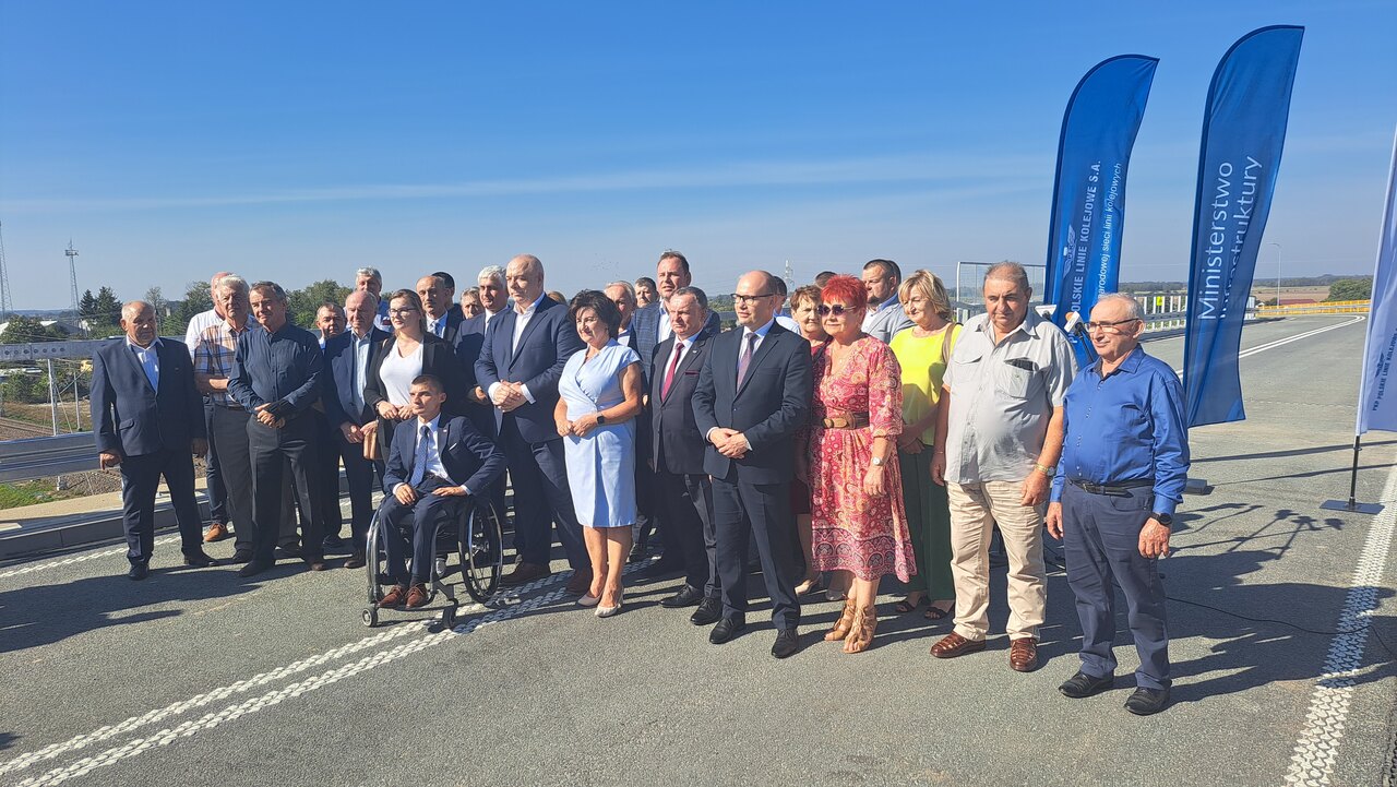 W Czyżewie powstał bezkolizyjny wiadukt nad torami