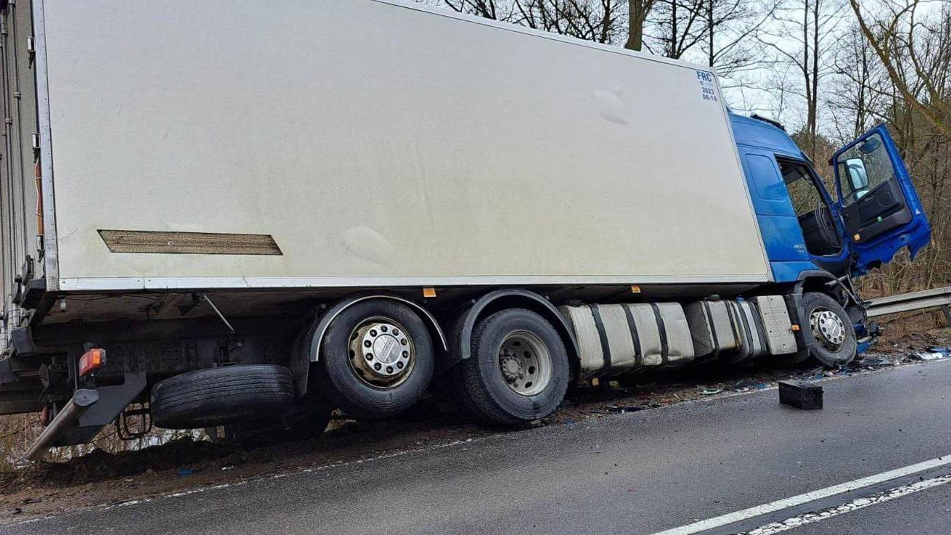 Wypadek niedaleko Siemiatycz - jedna osoba ranna