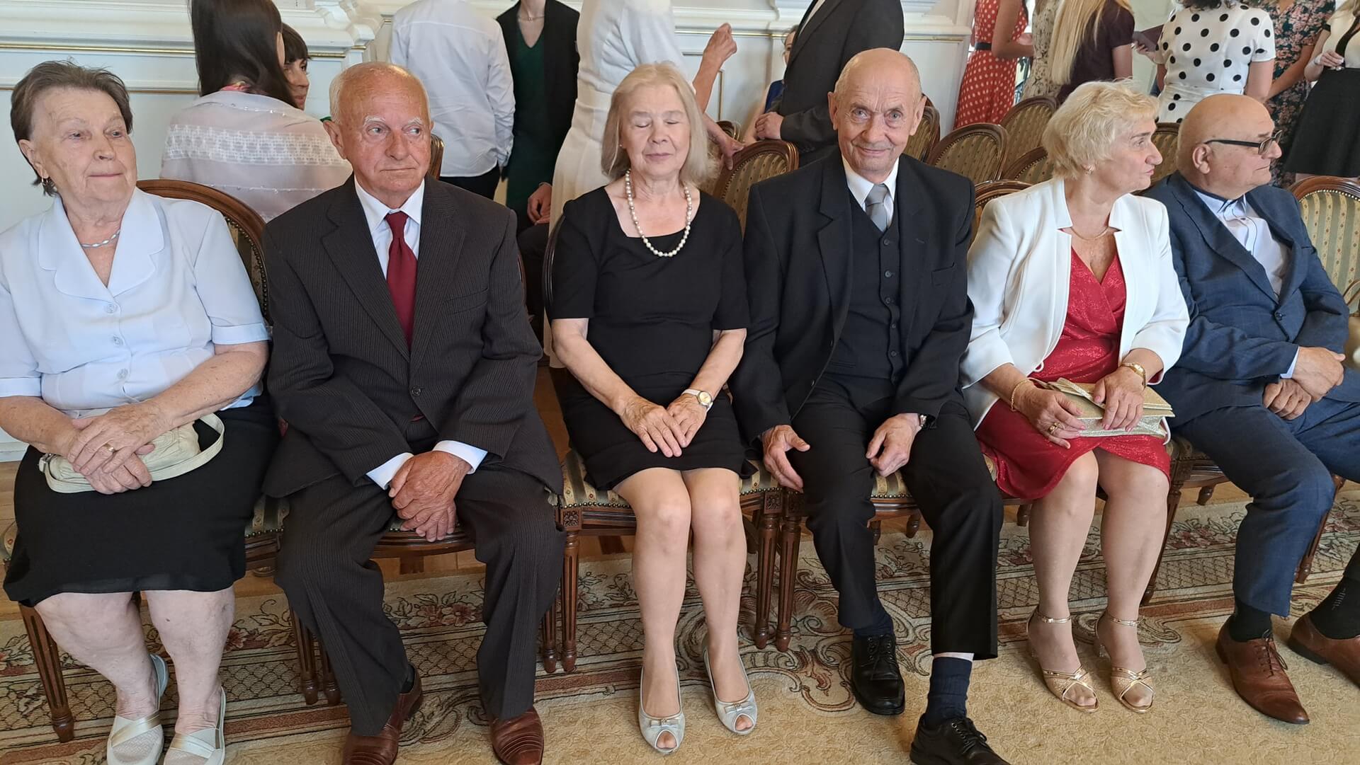 Małżeństwa z przynajmniej 50-letnim stażem odebrały odznaczenia państwowe