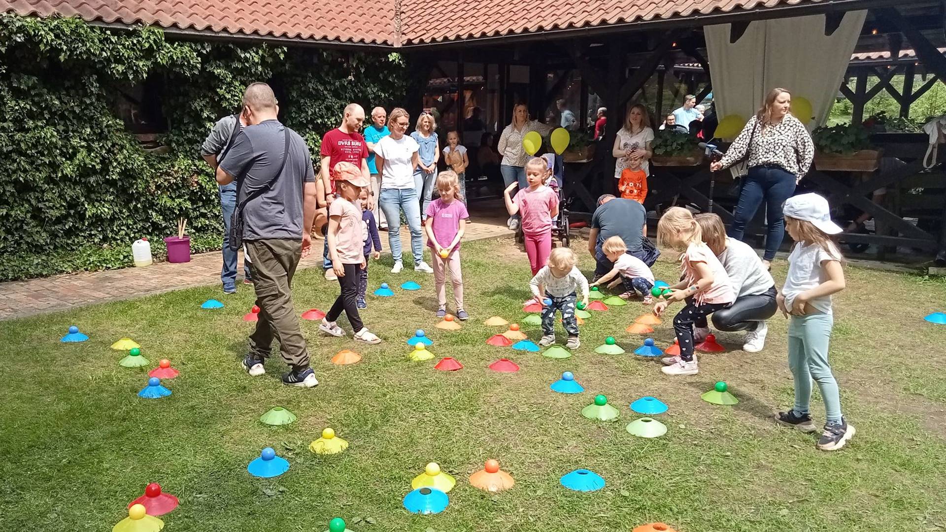 Fundacja Pomóż Im zorganizowała w Supraślu Dzień Rodziny
