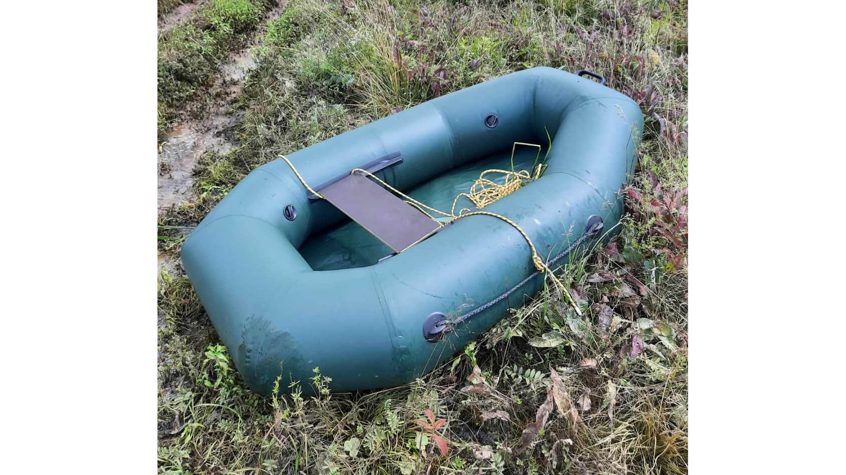 Pontonem przez rzekę - migranci zatrzymani w okolicach rzeki Świsłocz