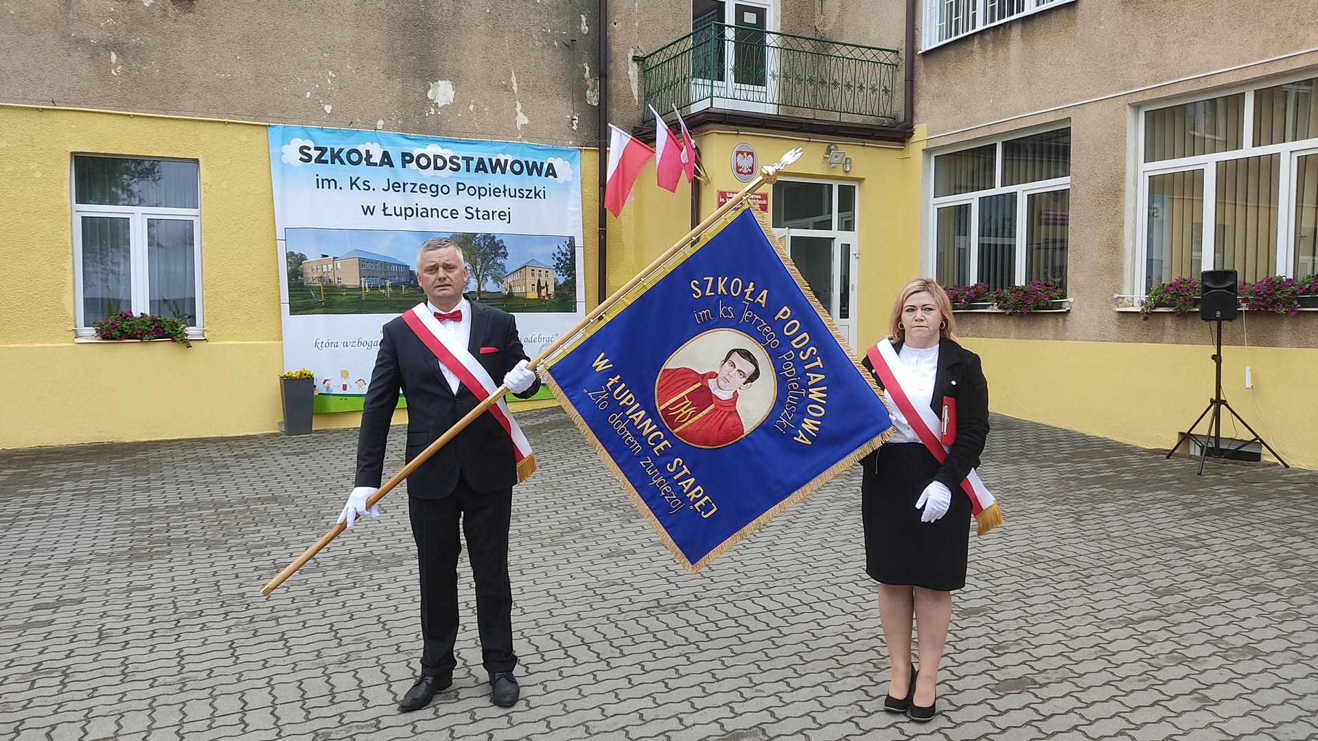 Szkoła podstawowa w Łupiance Starej oficjalnie nosi imię błogosławionego księdza Jerzego Popiełuszki