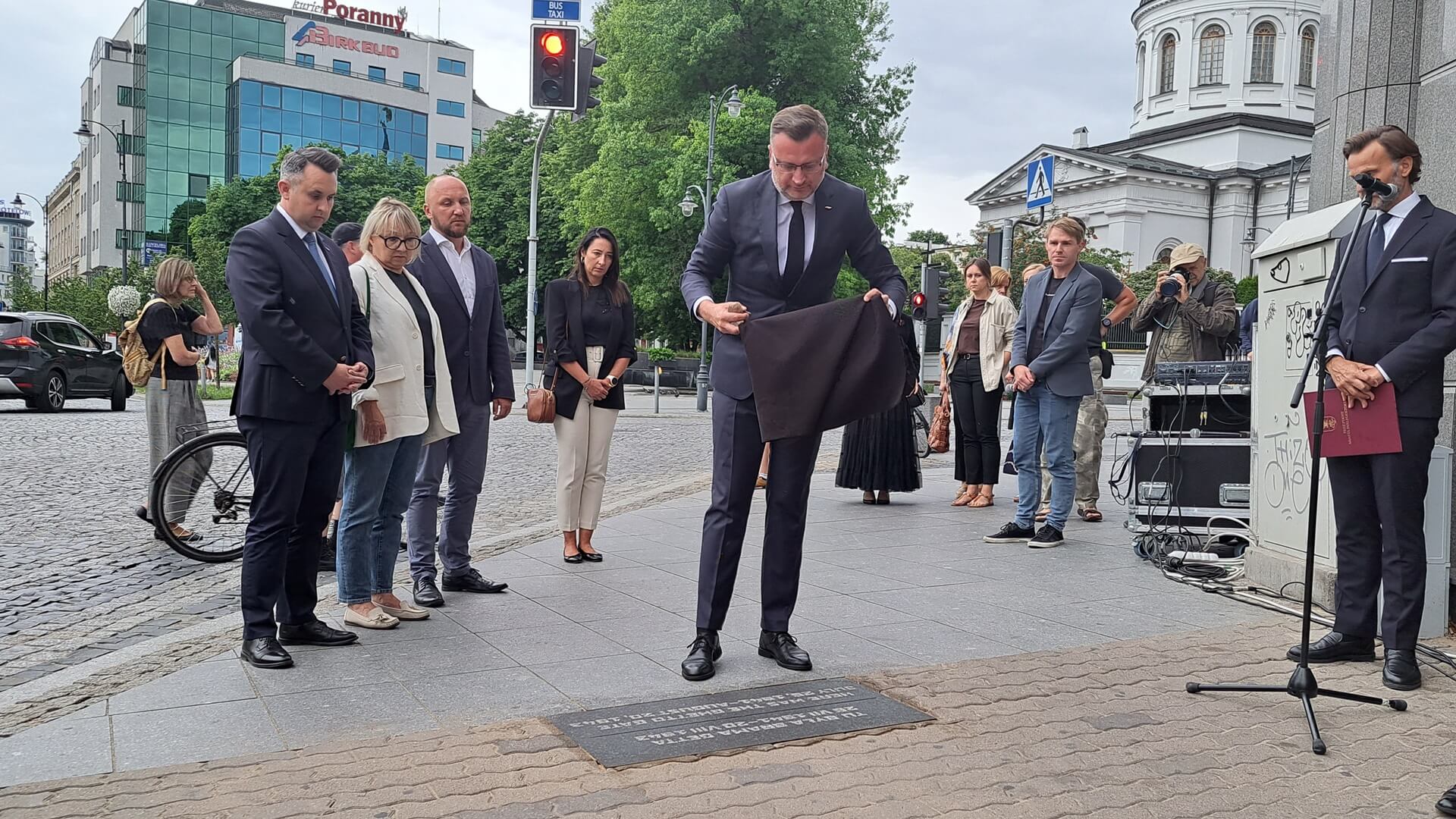 W Białymstoku odsłonięto tablice upamiętniające główne bramy getta
