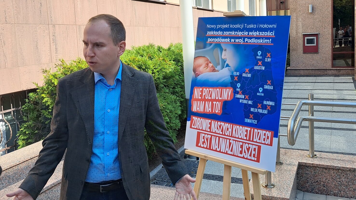 Poseł Andruszkiewicz: nie likwidujcie nam porodówek