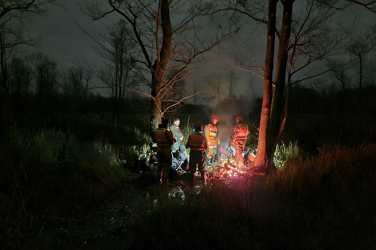 Dziesięciu cudzoziemców uratowali na bagnach funkcjonariusze polskich służb