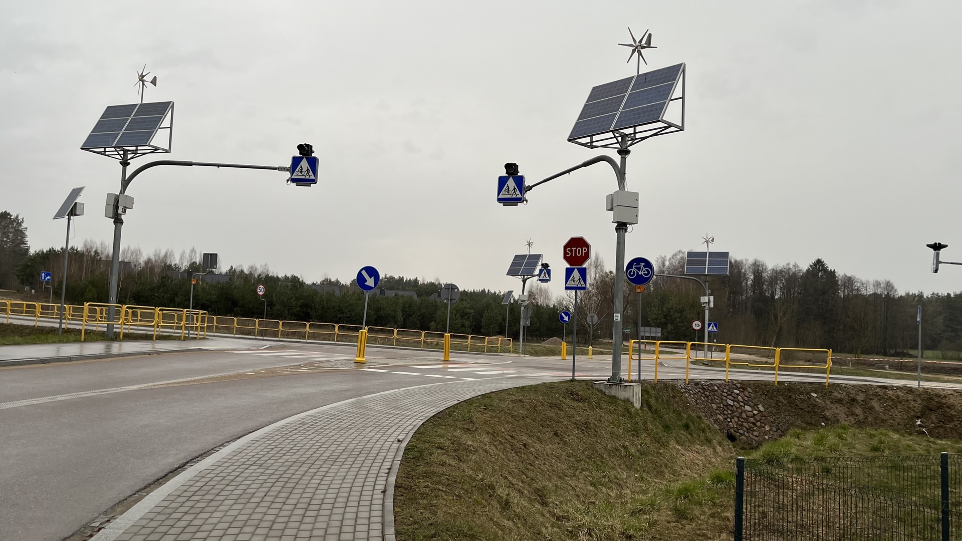 Skrzyżowanie ulicy Białostockiej z Nowodworską w Ogrodniczkach ma stać się bezpieczniejsze