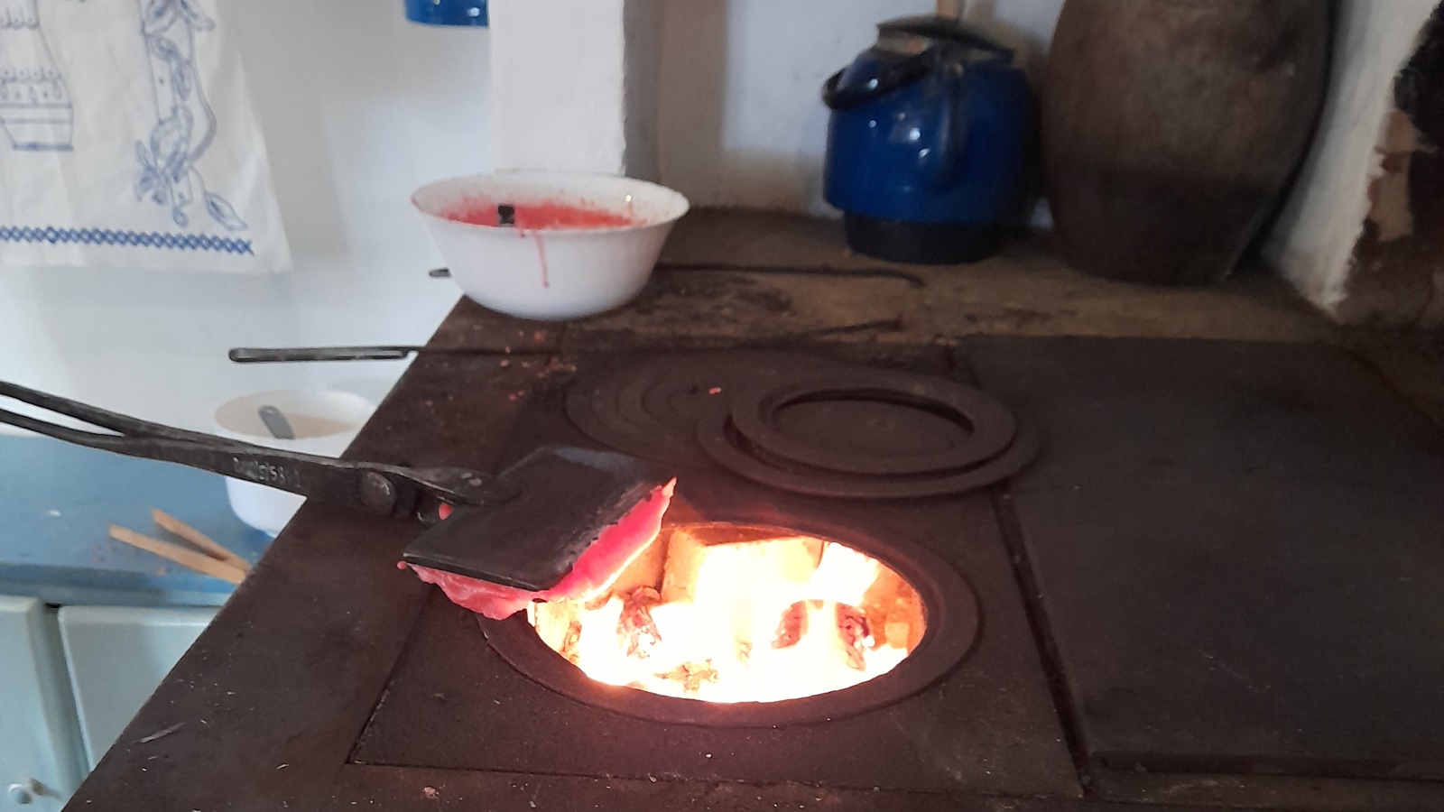 W Podlaskim Muzeum Kultury Ludowej można było zobaczyć, jak dawniej wypiekano opłatki