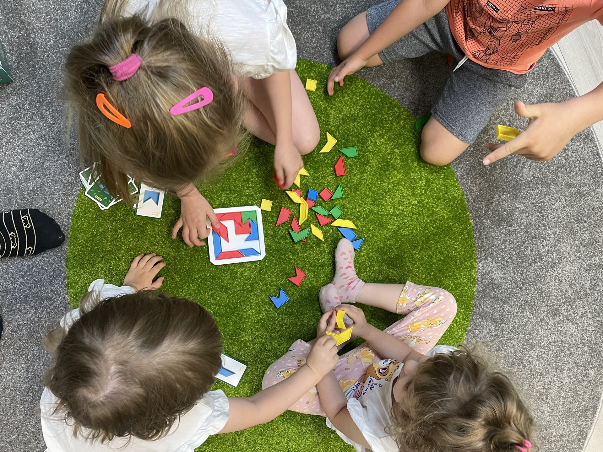 Fundacja Naszpikowani prowadzi zajęcia dla małych pacjentów po terapii onkologicznej i ich rodzin