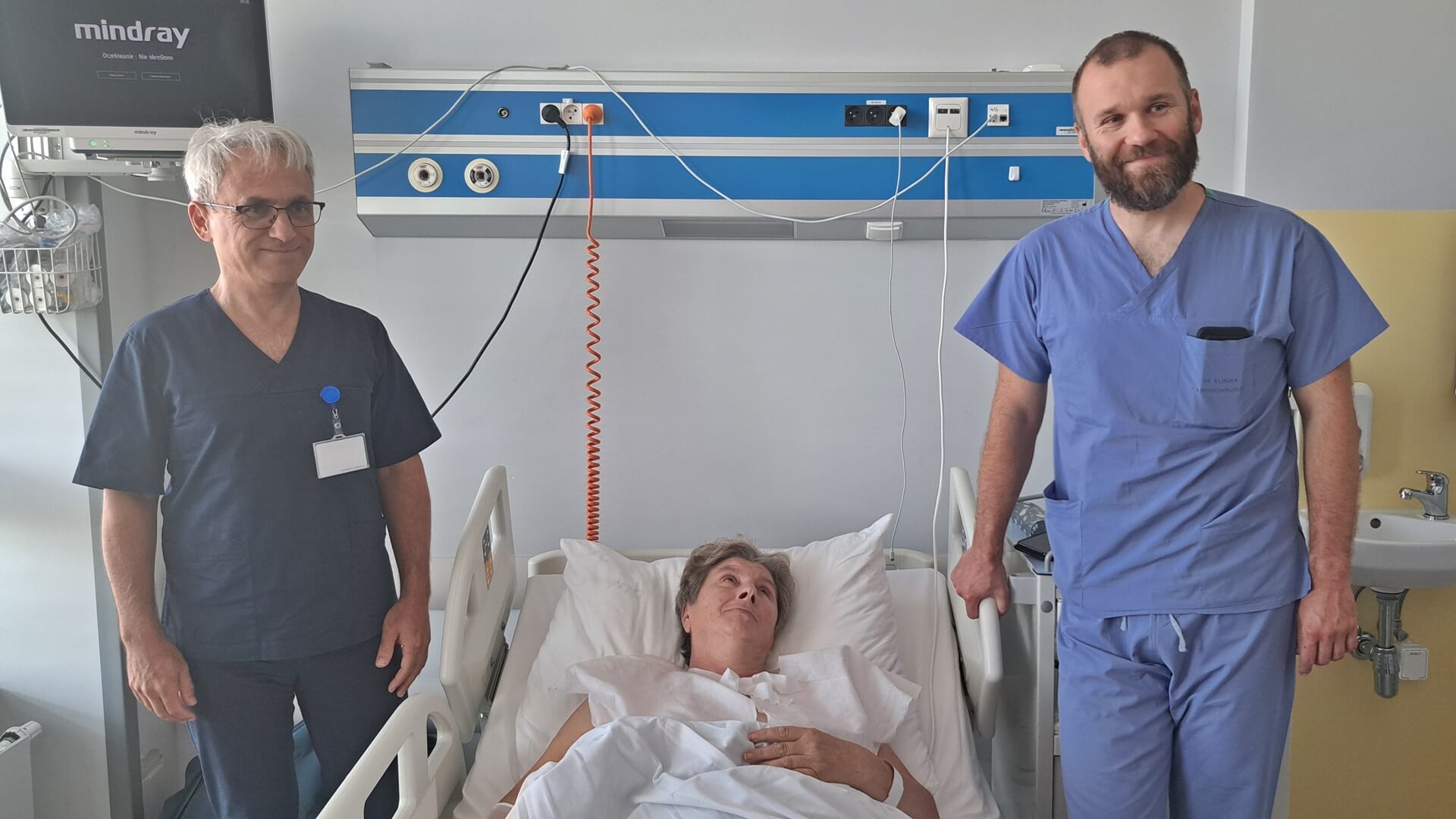 Białostoccy lekarze uratowali życie 61-letniej pacjentce dzięki nowatorskiej operacji tętniaka aorty