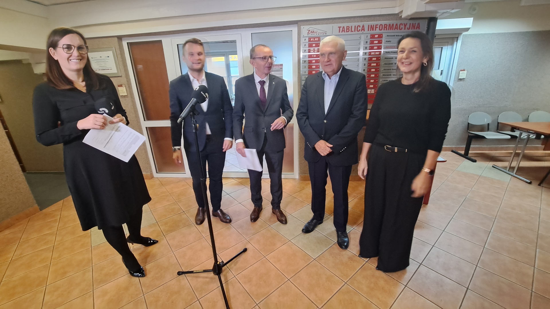 Białystok - najlepsi studenci i absolwenci mogą już składać wnioski o mieszkanie komunalne