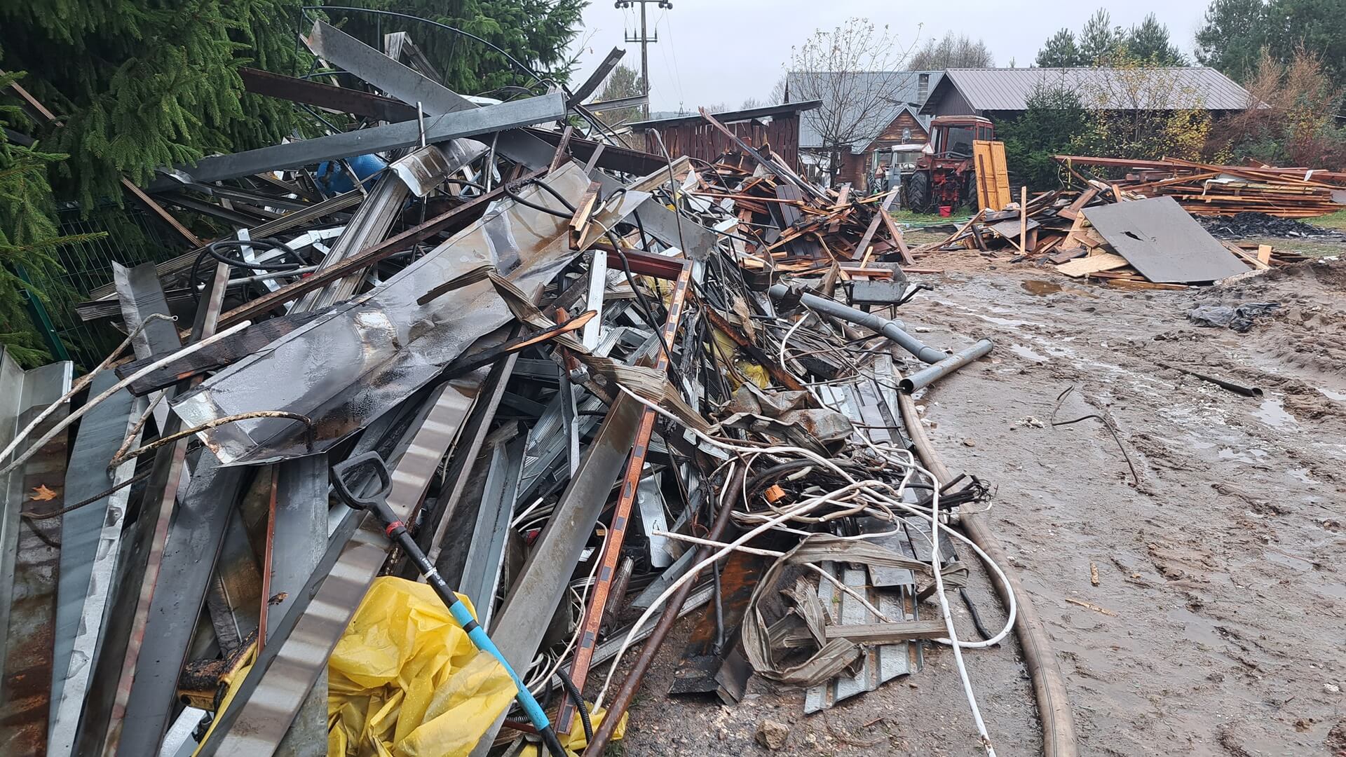 Pięcioosobowa rodzina straciła dach nad głową - potrzebna jest pomoc