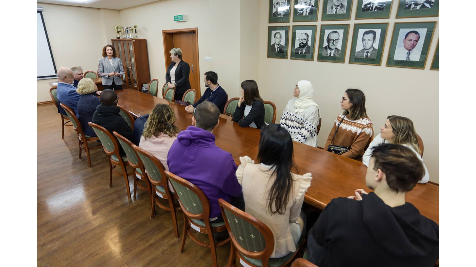 Naukowcy z zagranicy poznają bogactwo grzybów Puszczy Białowieskiej
