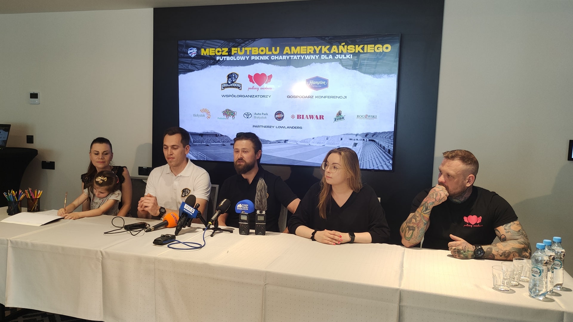 Wyjątkowy mecz Lowlandersów i piknik charytatywny na rzecz chorej Julii