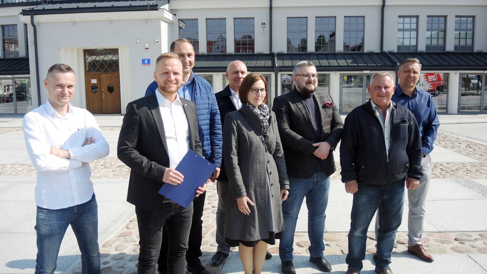 Konferencja grupy łomżyńskich radnych w sprawie nieprawidłowości w mieście