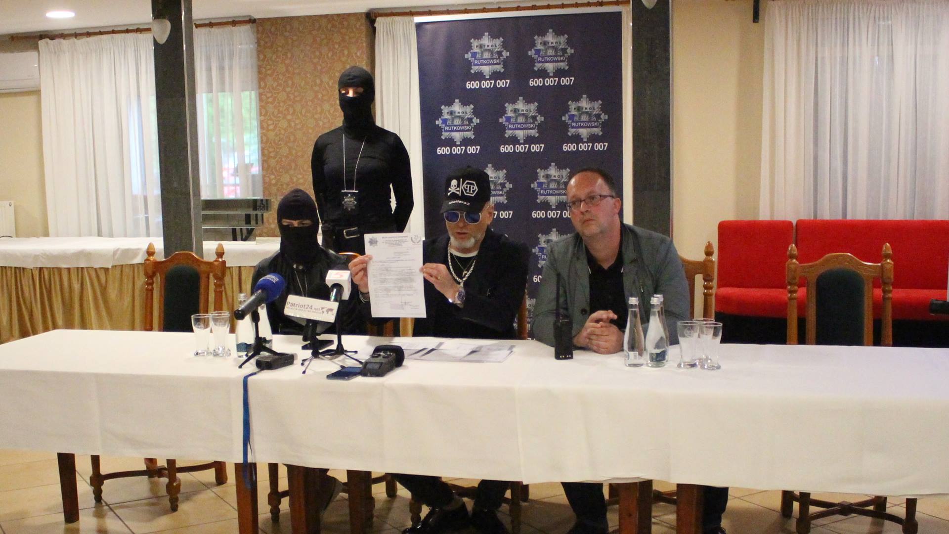 Trzej mężczyźni napadli suwalczankę - detektyw Krzysztof Rutkowski obiecuje 10 tys. euro nagrody za informacje na ich temat