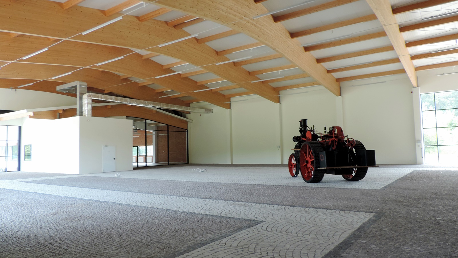 Przeprowadzka części zbiorów Muzeum Rolnictwa w Ciechanowcu do nowego obiektu