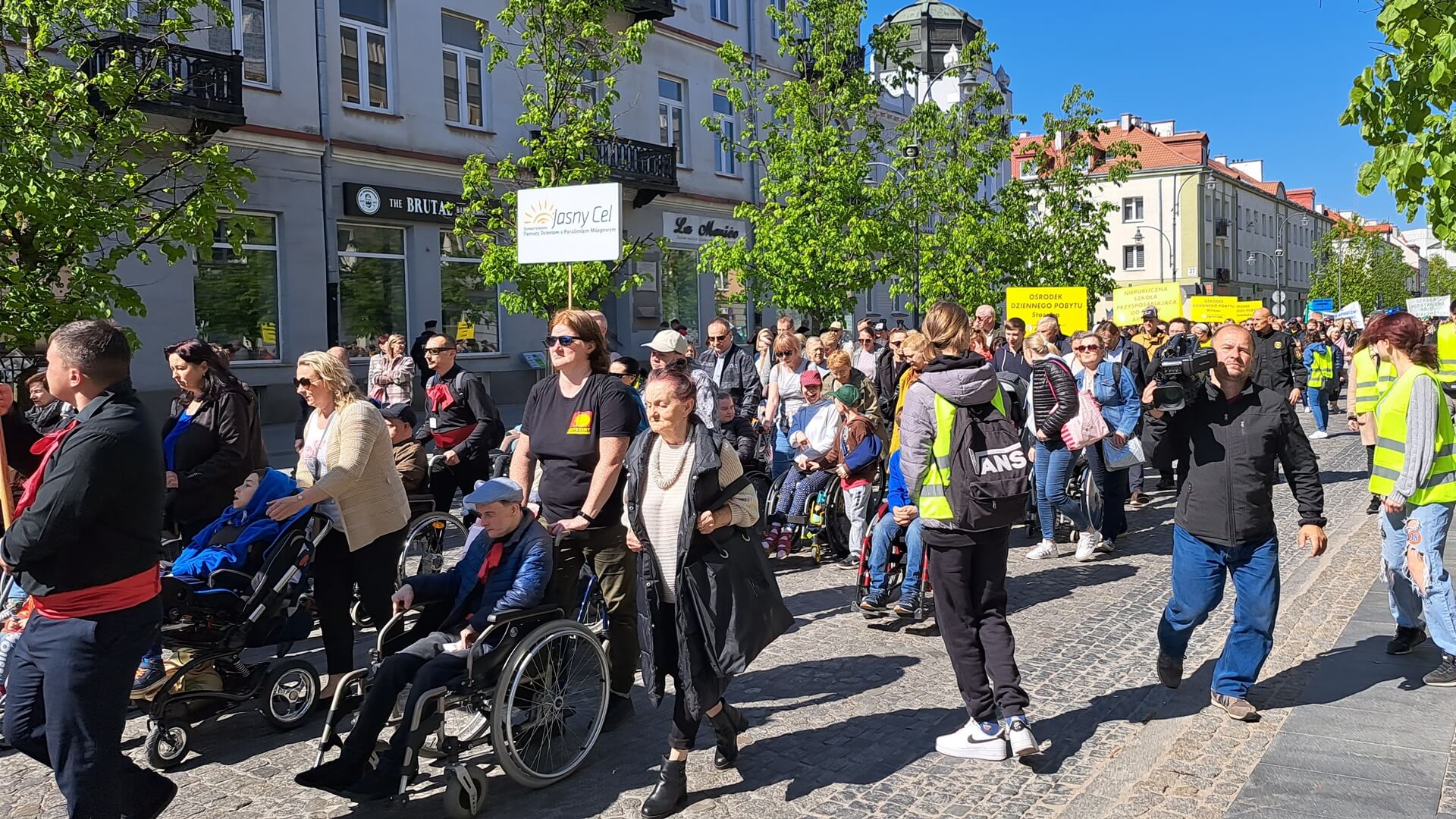 Ulicami Białegostoku przeszedł XXI Marsz Godności Osób Niepełnosprawnych