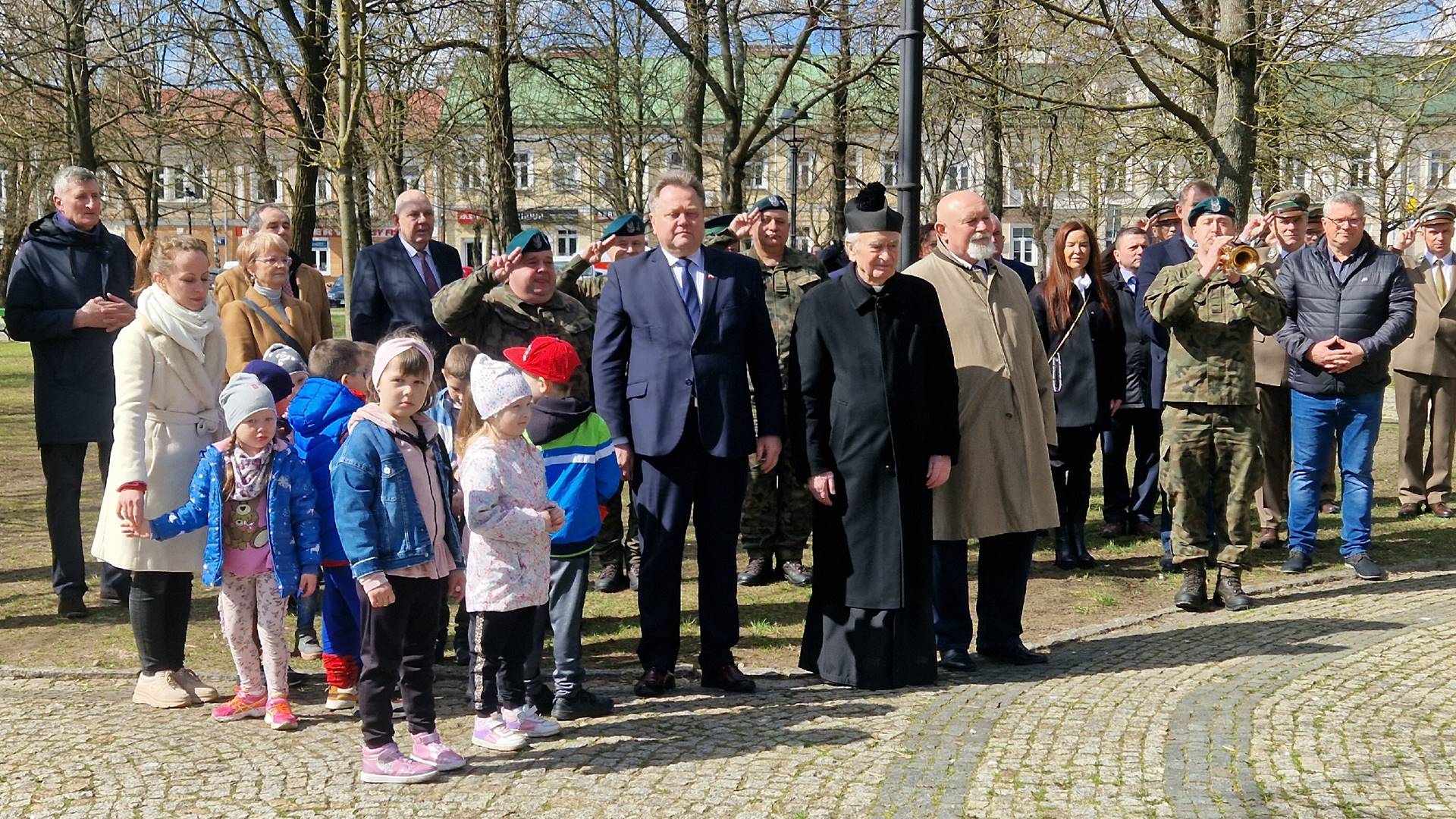 13. rocznica katastrofy smoleńskiej - uroczystość w Suwałkach