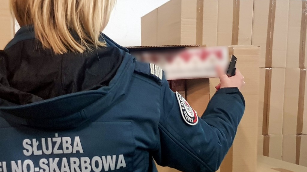 Podlaska KAS udaremniła przemyt ponad pół miliona paczek papierosów
